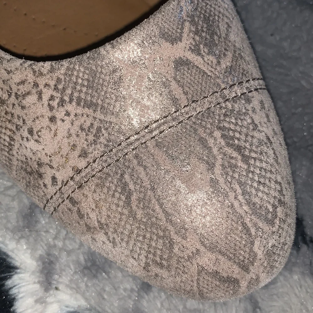 Clarks Collection Soft Cushion Snakeskin Wedge — 9.5